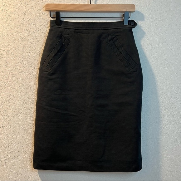 Women’s Yves Saint Laurent black pocket front pencil skirt size US 6 - Picture 1 of 7